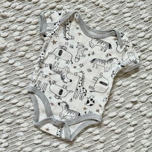 (💙8/$25) Animal baby onesie